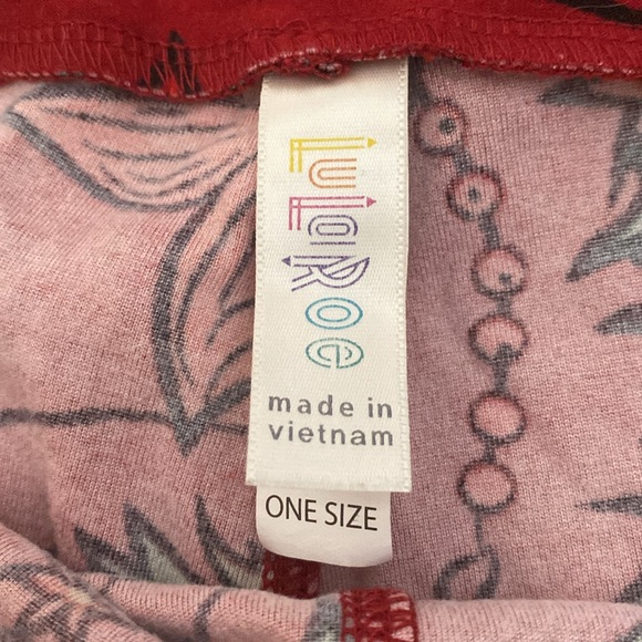 Lularoe one size red with flowers - Picture 6 of 6